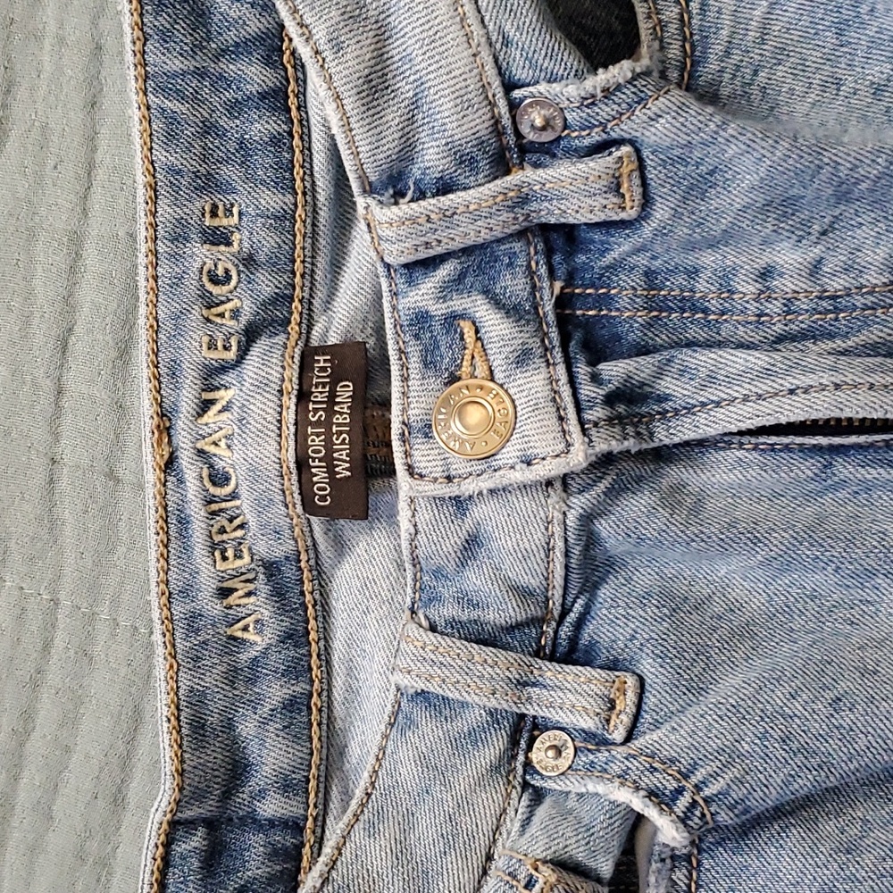 AE capris - Picture 6 of 8